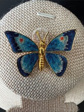 VTG Petit Point Blue Butterfly Brooch Pin - Unsigned Mid-Century Art